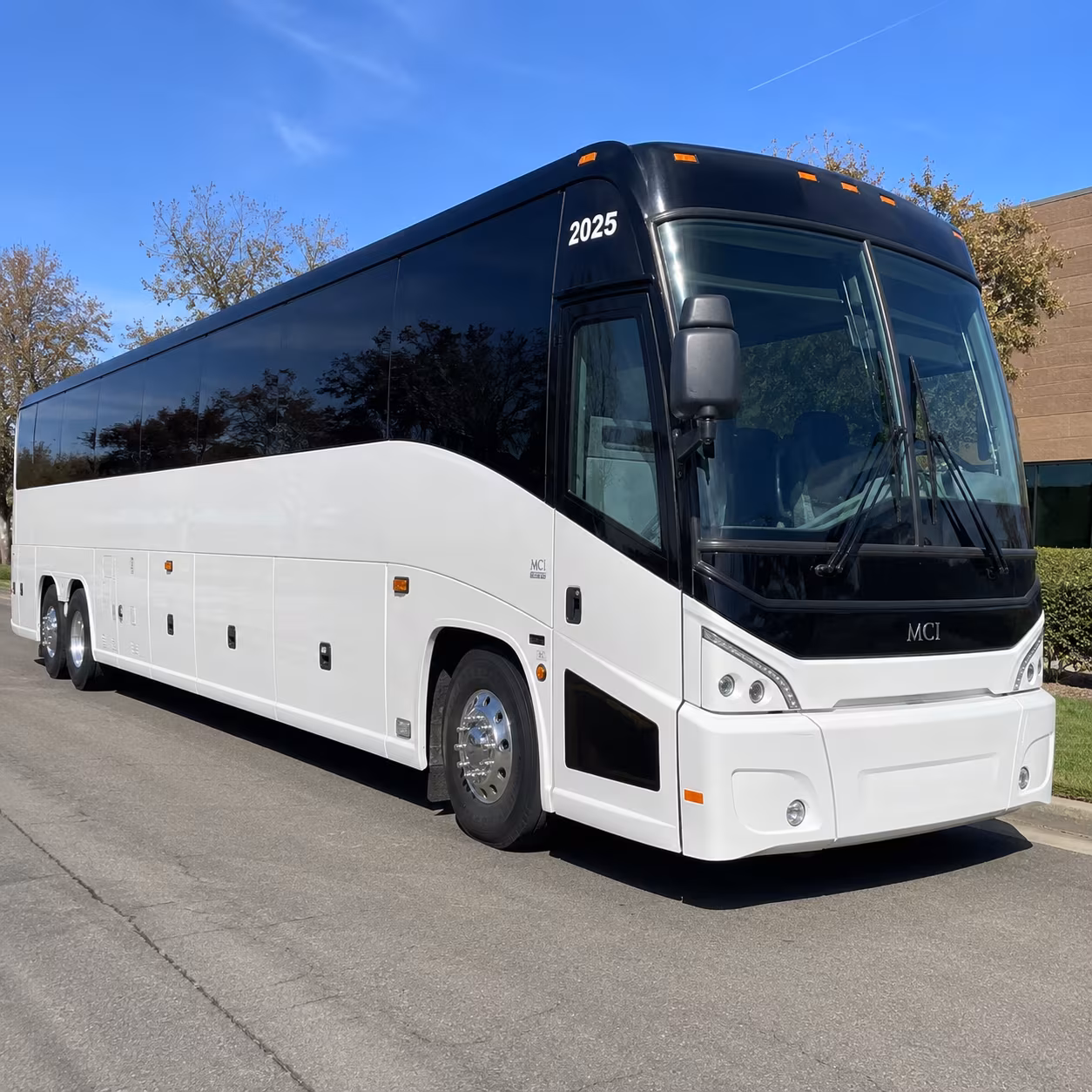 charter bus rentals for fort carson and the mountain post