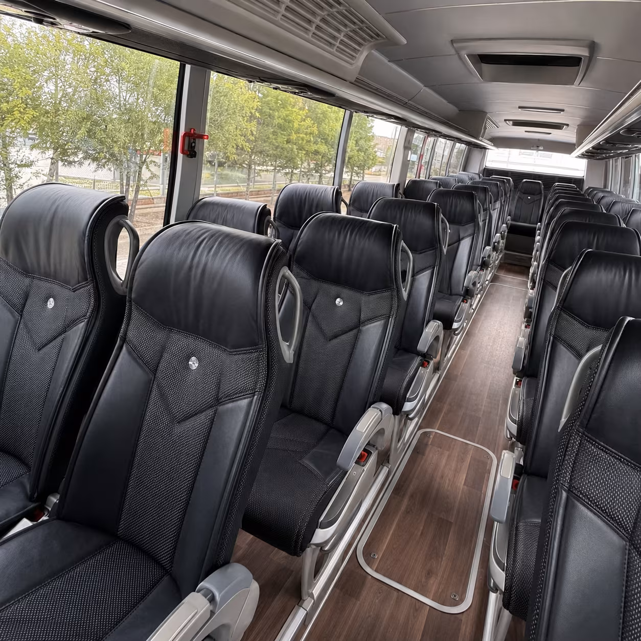 charter buses to broadmoor world arena shows and events