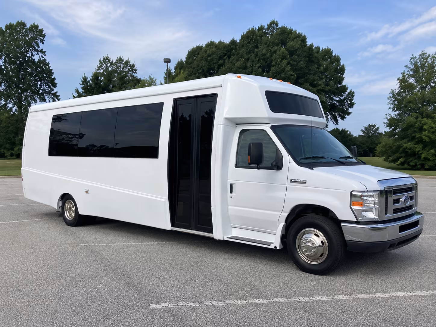 colorado springs 18 passenger party bus