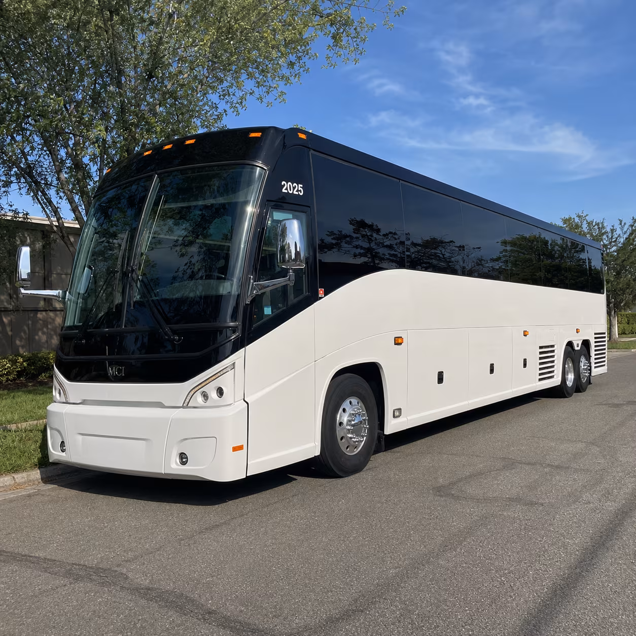 colorado springs 56 passenger charter bus