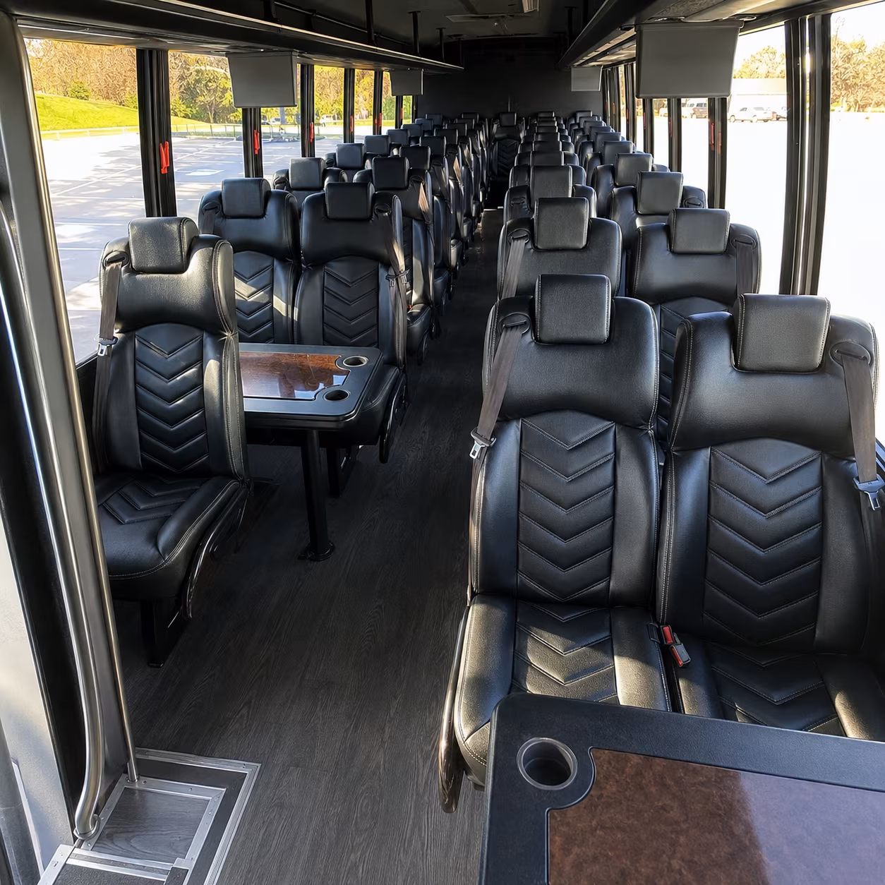 minibus wine tours through pikes peak wine country