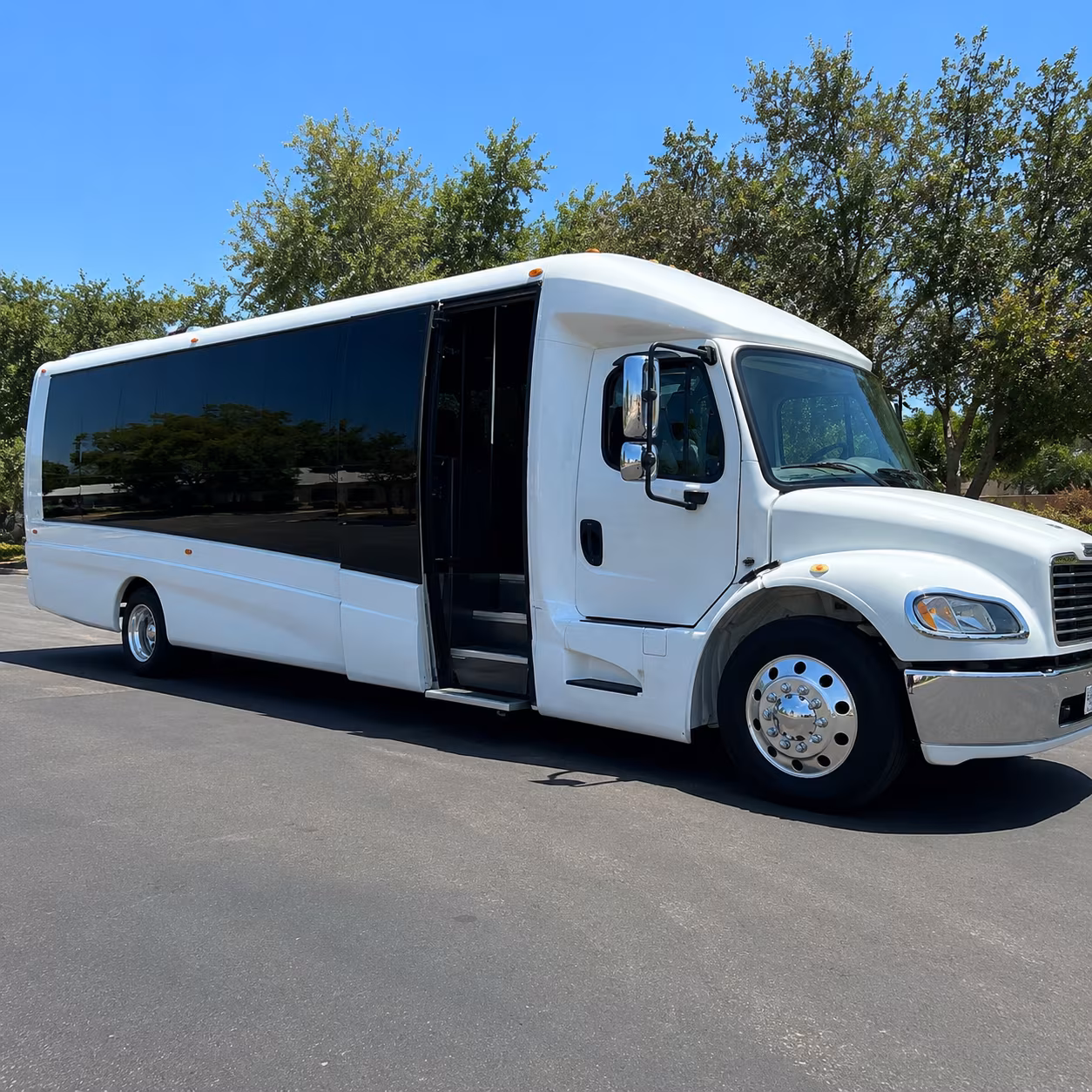 school field trip and student group buses in colorado springs